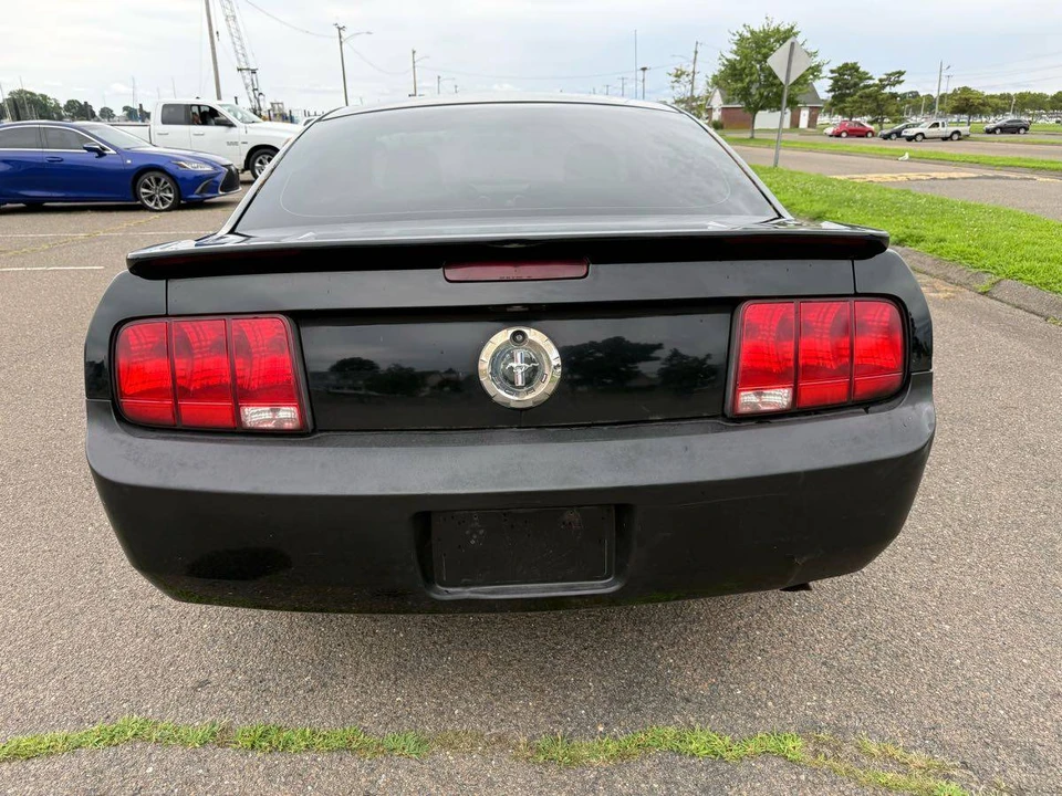 2009 Ford S197 Mustang - Image 6 of 24