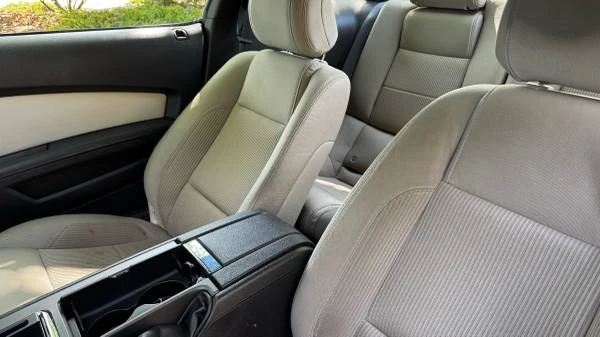 2012 Ford S197 Mustang - Image 10 of 14