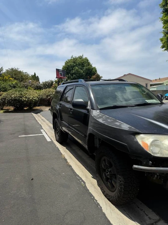 2005 Toyota 4Runner 4th Gen - Image 2 of 4