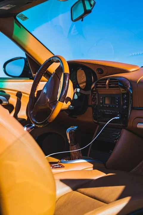 2002 Porsche 996 Carrera - Image 3 of 15