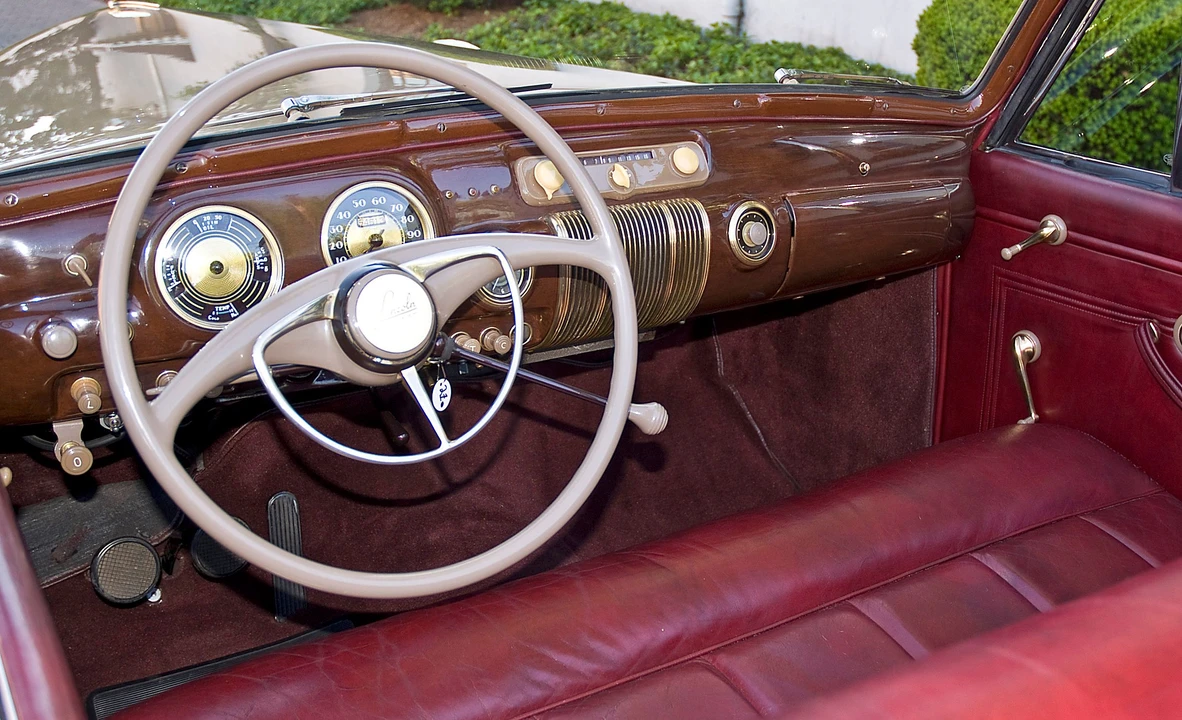1941 Lincoln Continental 1st Gen - Image 2 of 6