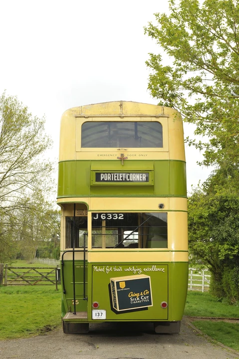 1932 Leyland - Image 2 of 25