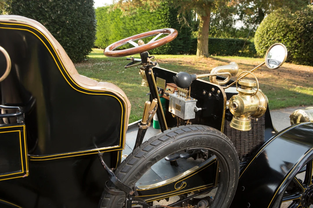 1903 Renault - Image 28 of 31