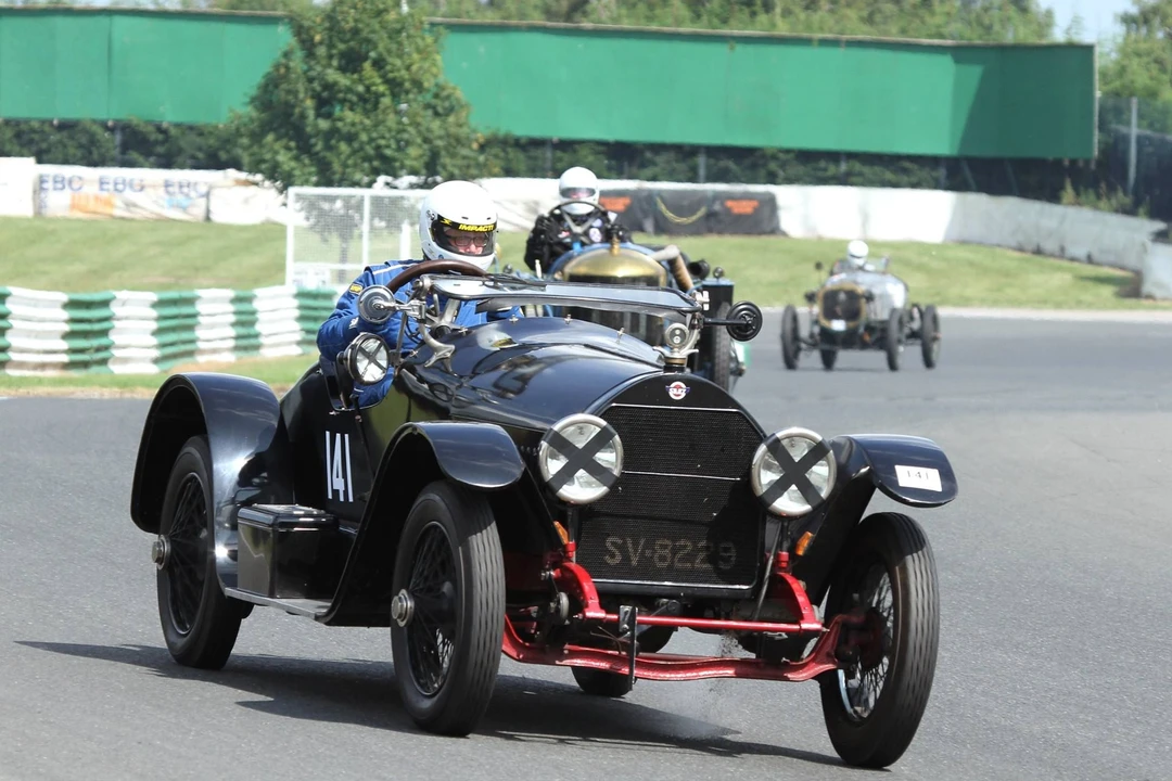 1918 Stutz Bearcat - Image 2 of 5