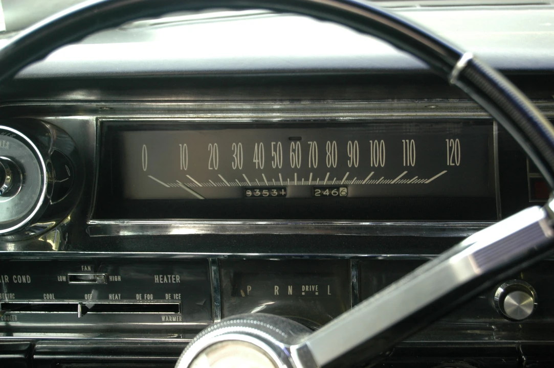 1965 Cadillac Series 70 & 75 - Image 2 of 5