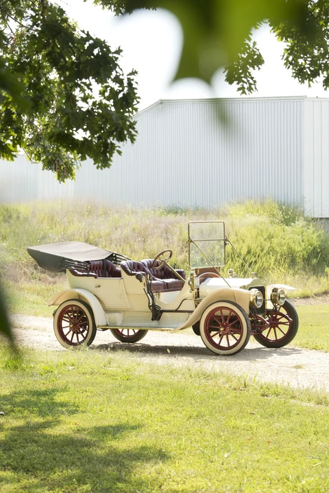 1910 White - Image 5 of 28