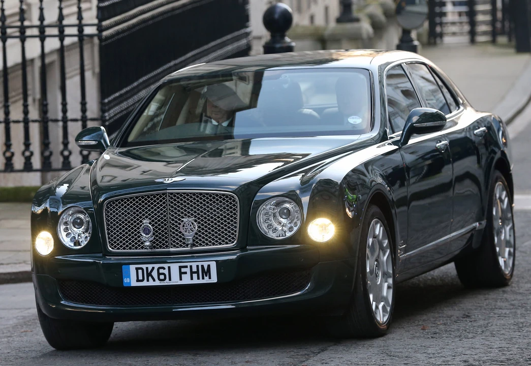 2012 Bentley Mulsanne 2nd Gen - Image 2 of 25