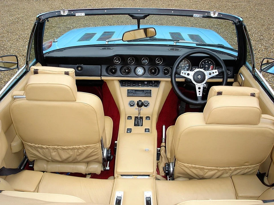 1973 Jensen Interceptor - Image 5 of 7