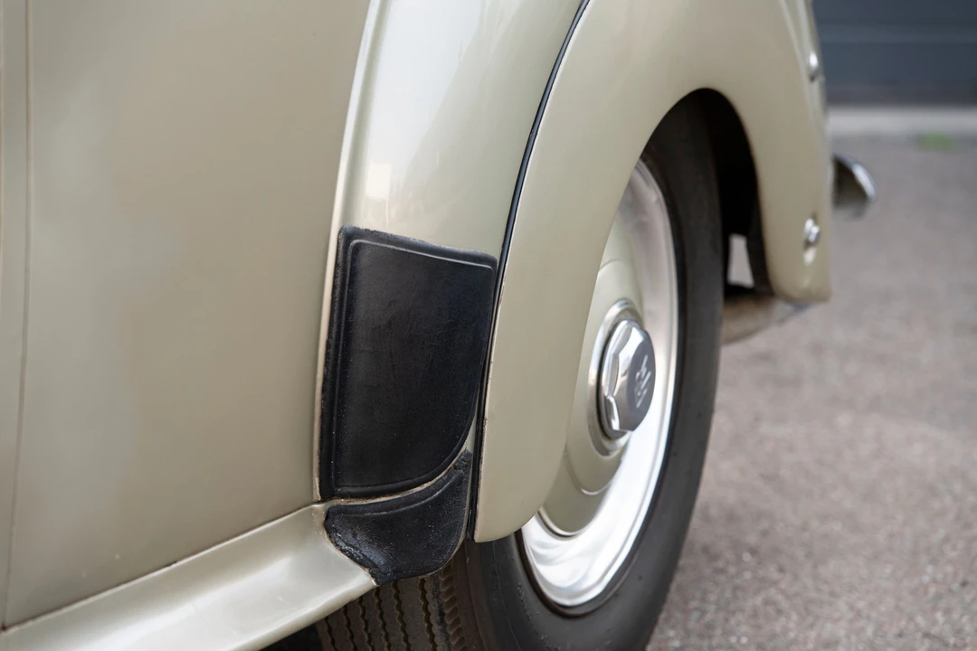 1949 Rolls-Royce Silver Dawn - Image 12 of 31