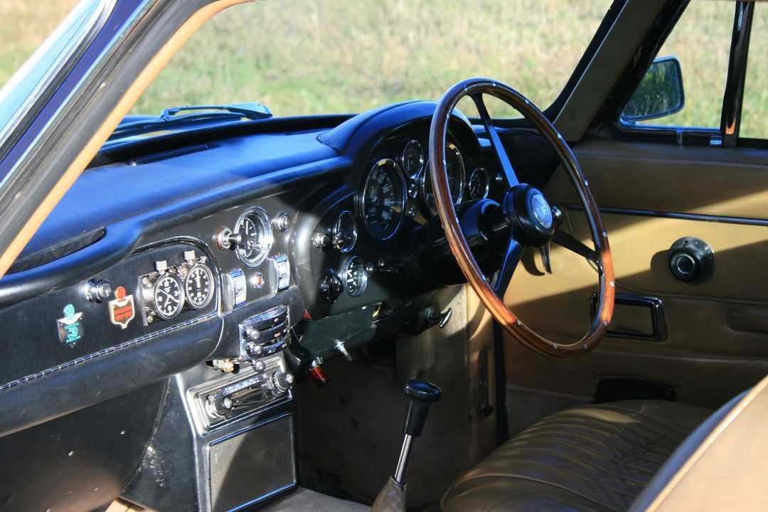 1970 Aston Martin DB6 Vantage - Image 3 of 6