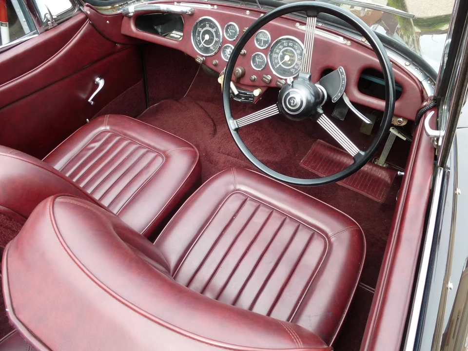 1957 Daimler - Image 6 of 9