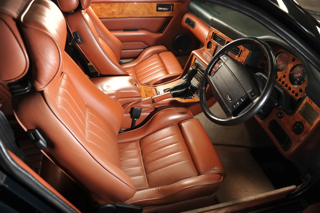 1994 Aston Martin Virage - Image 8 of 12