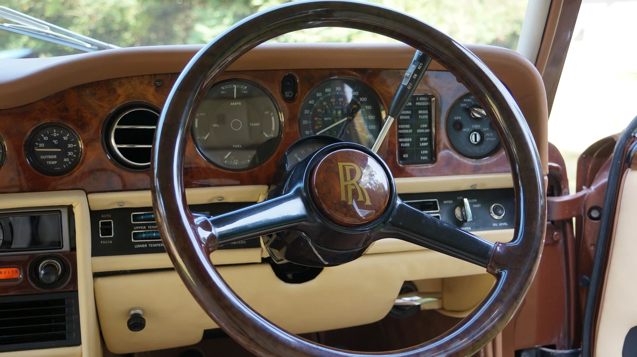 1980 Rolls-Royce Silver Shadow II - Image 15 of 28