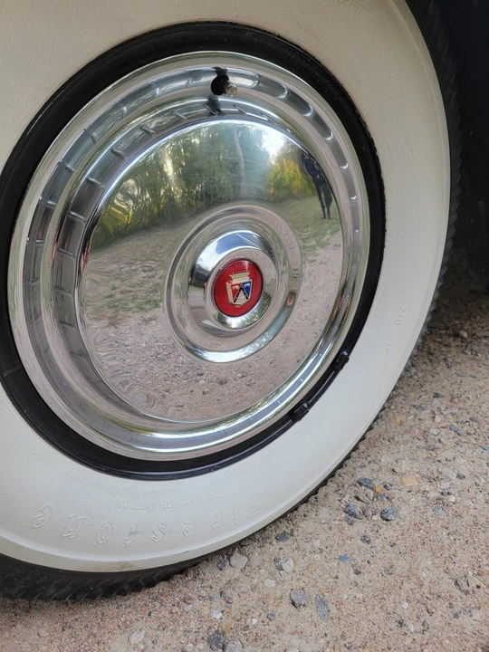 1955 Ford Fairlane 1st Gen - Image 30 of 31