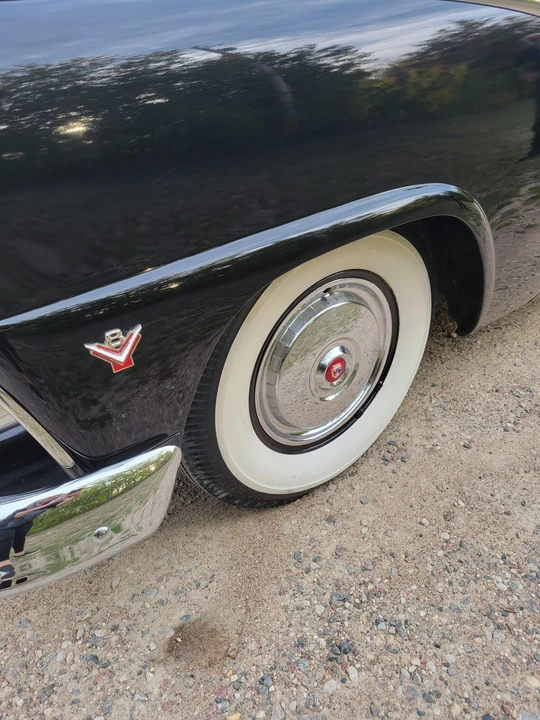 1955 Ford Fairlane 1st Gen - Image 14 of 31