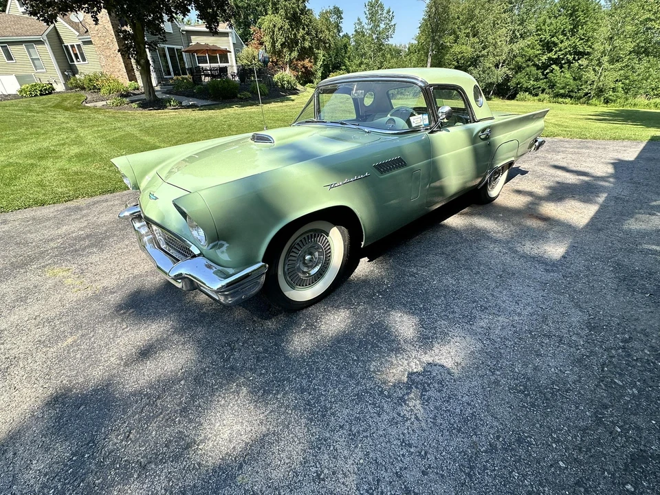 1957 Ford Thunderbird 1st Gen - Image 2 of 31