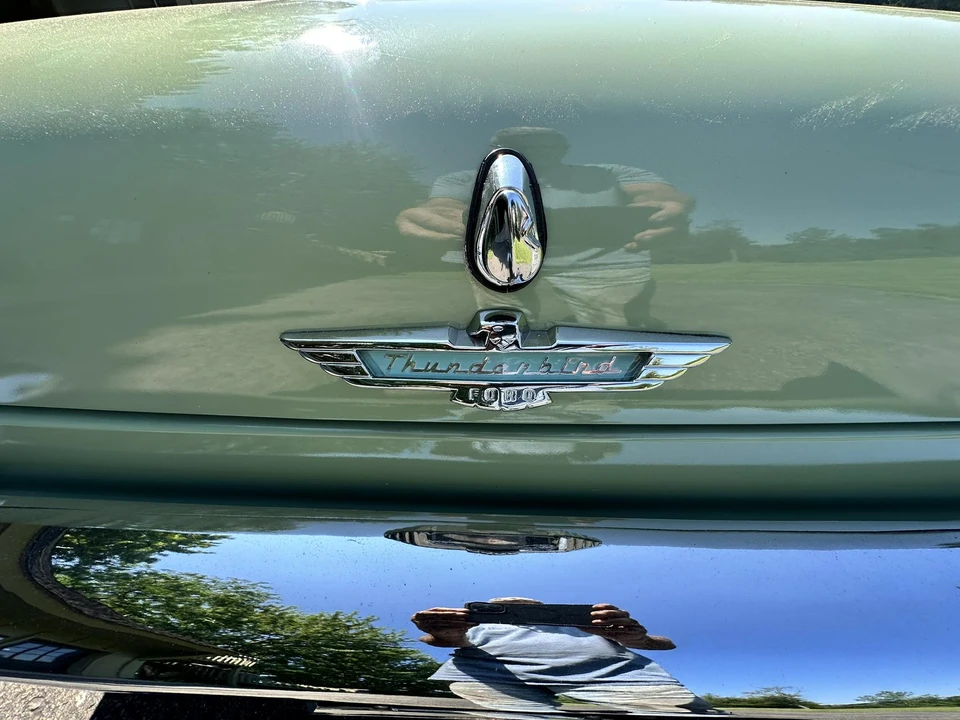 1957 Ford Thunderbird 1st Gen - Image 24 of 31
