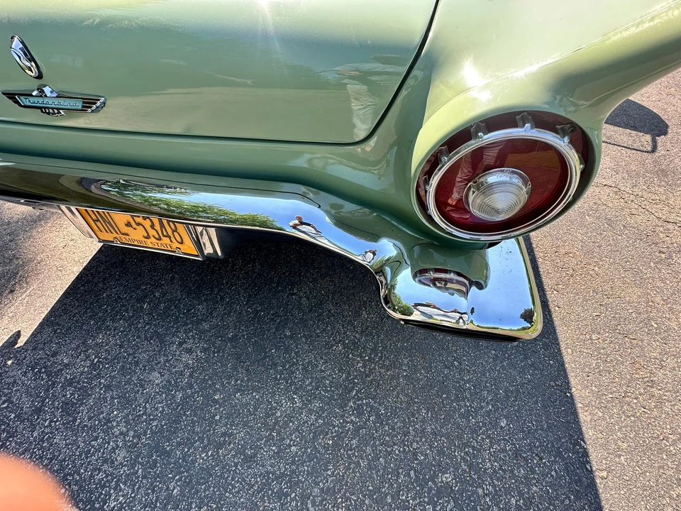 1957 Ford Thunderbird 1st Gen - Image 25 of 31