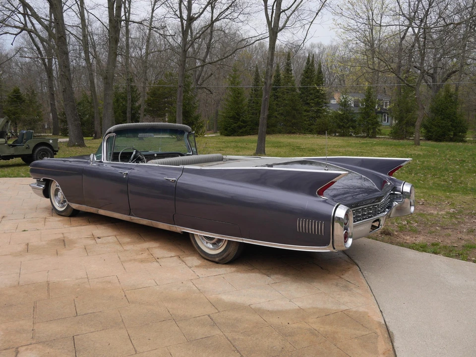 1960 Cadillac Sixty Special - Image 3 of 31