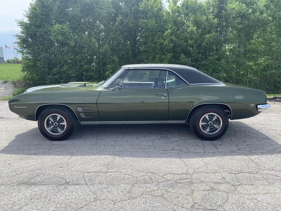 1969 Pontiac Firebird 1st Gen - Image 9 of 31
