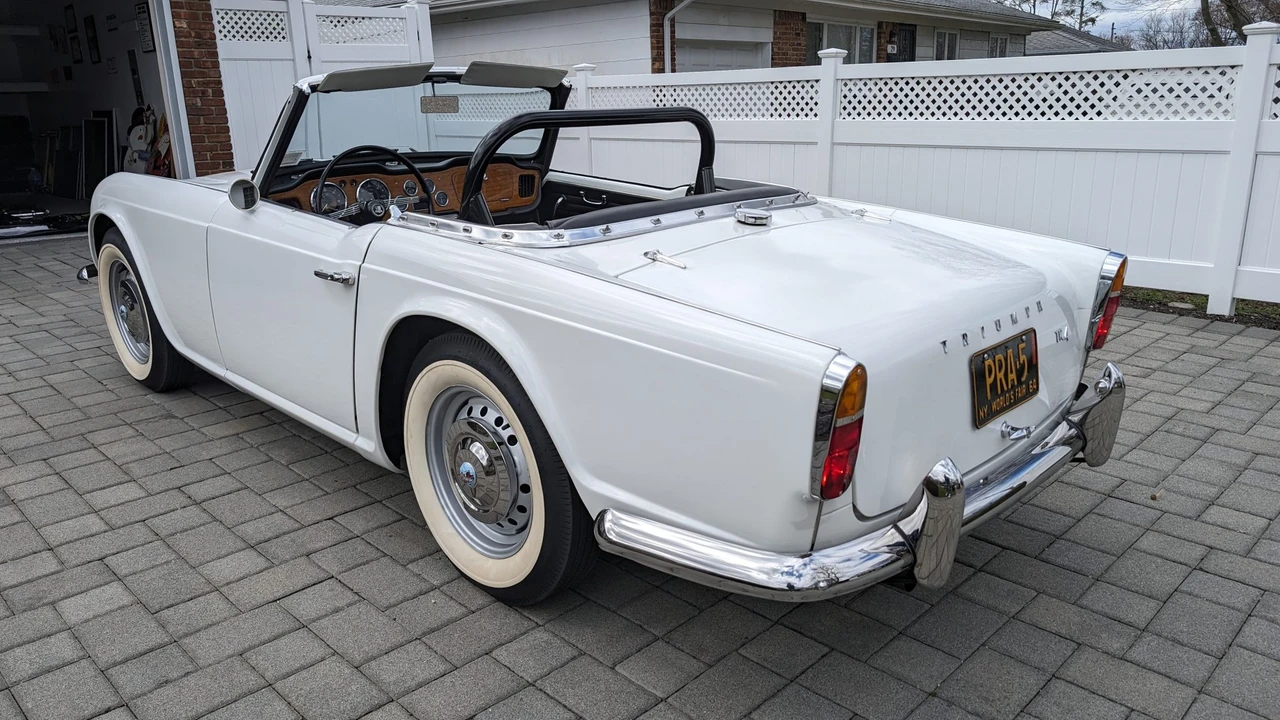 1964 Triumph TR4 - Image 8 of 31