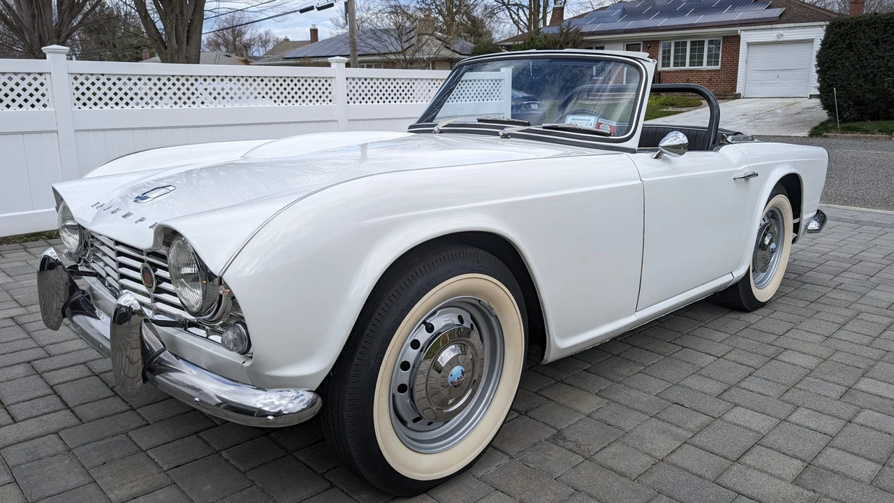 1964 Triumph TR4 - Image 3 of 31