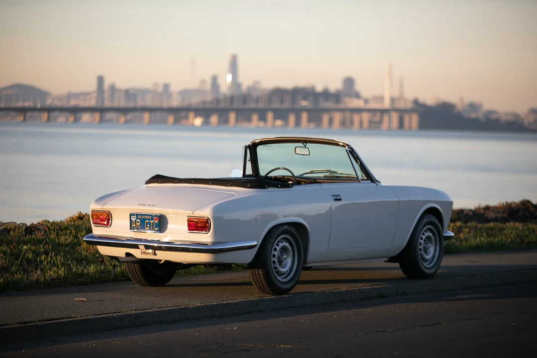 1966 Alfa Romeo Giulia GTC - Image 11 of 31