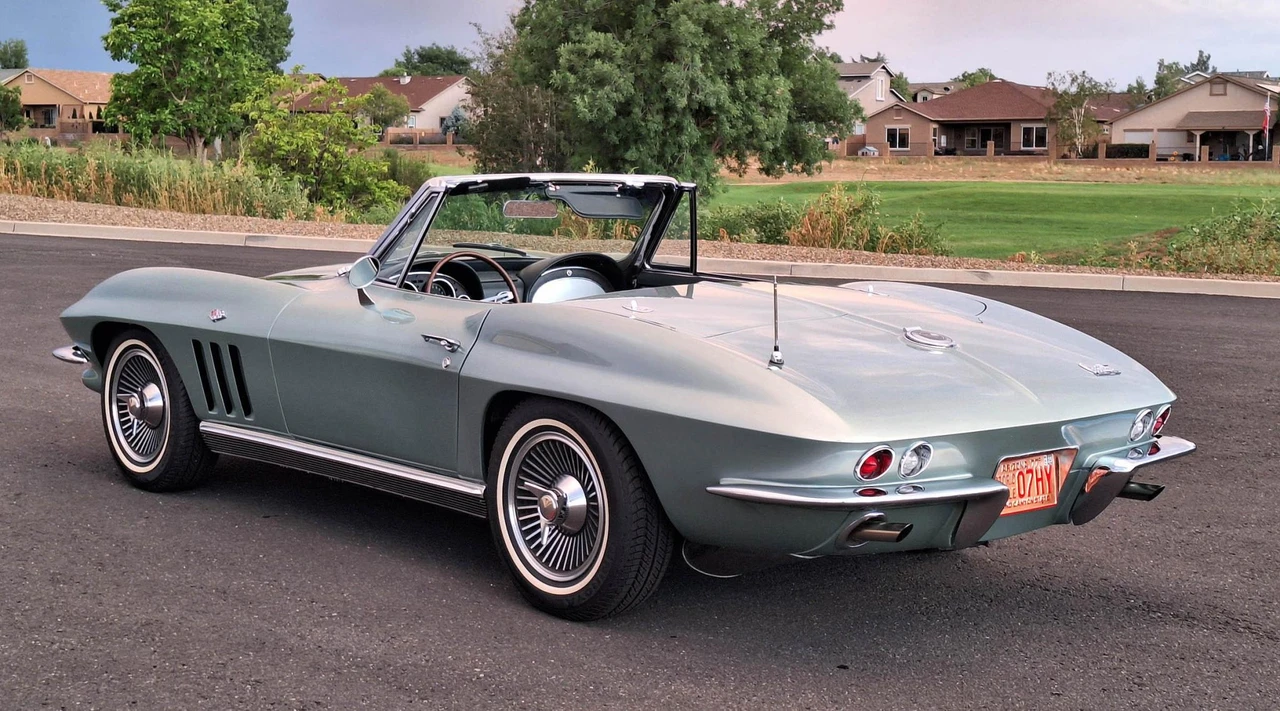 1966 Chevrolet Corvette C2 - Image 9 of 31