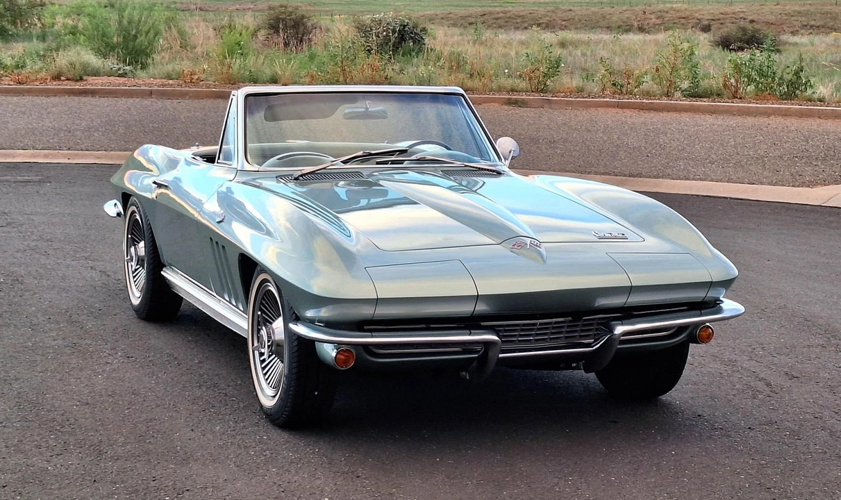 1966 Chevrolet Corvette C2 - Image 6 of 31