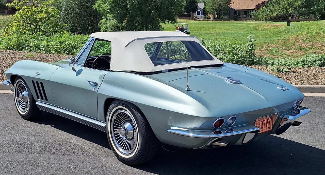 1966 Chevrolet Corvette C2 - Image 21 of 31