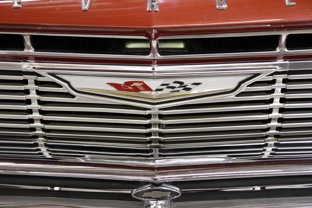 1961 Chevrolet Impala 3rd Gen - Image 4 of 7