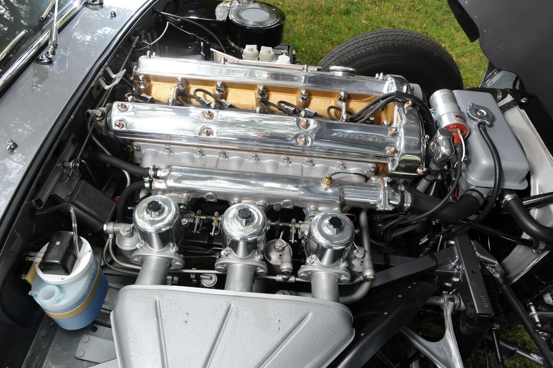 1965 Jaguar E-Type Series 1 - Image 12 of 15
