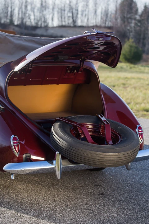 1938 Lincoln Zephyr - Image 14 of 15