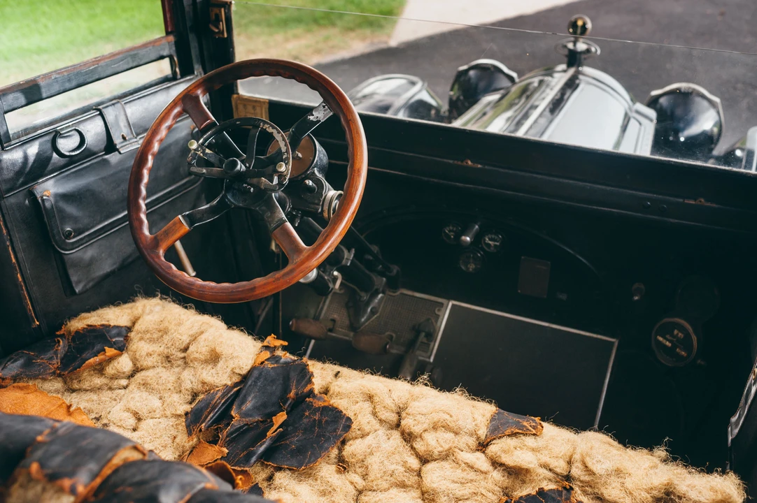 1917 Packard Twelve - Image 19 of 31