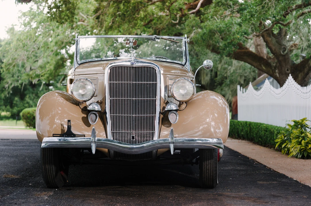 1935 Ford Model 48 & 68 - Image 6 of 24