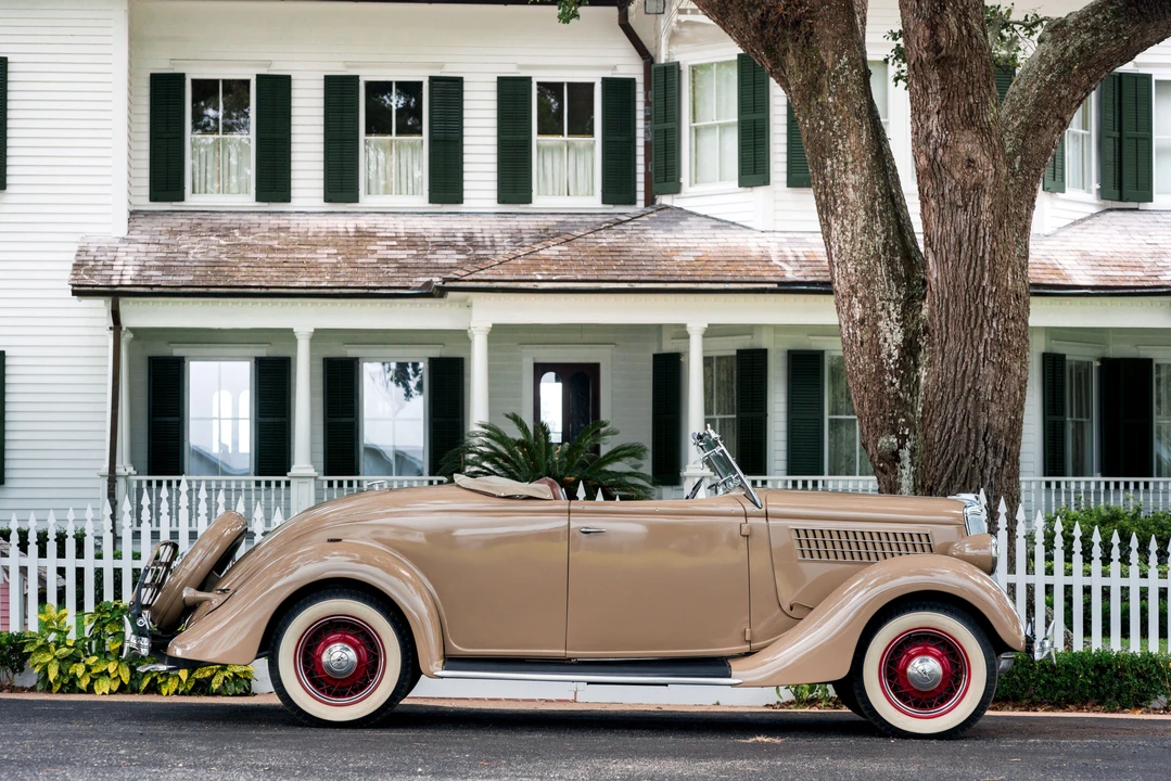 1935 Ford Model 48 & 68 - Image 8 of 24