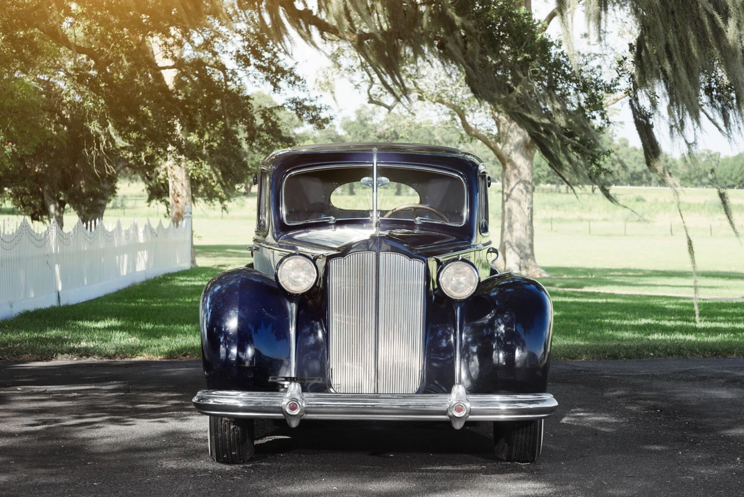 1938 Packard Eight - Image 11 of 31