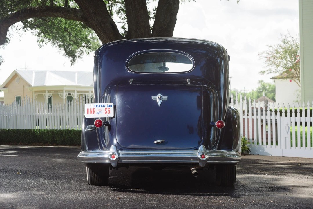 1938 Packard Eight - Image 10 of 31