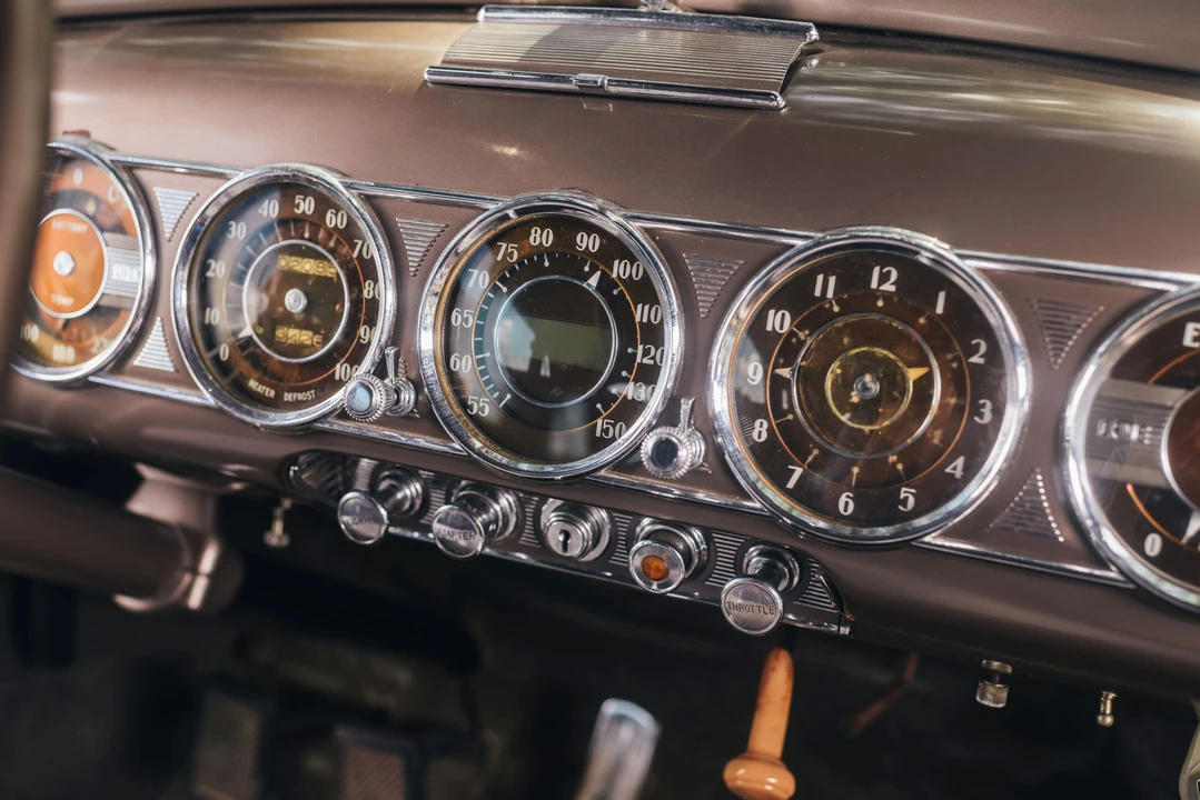 1938 Packard Eight - Image 3 of 31
