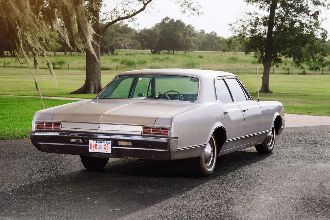 1966 Oldsmobile 88 - Image 25 of 31