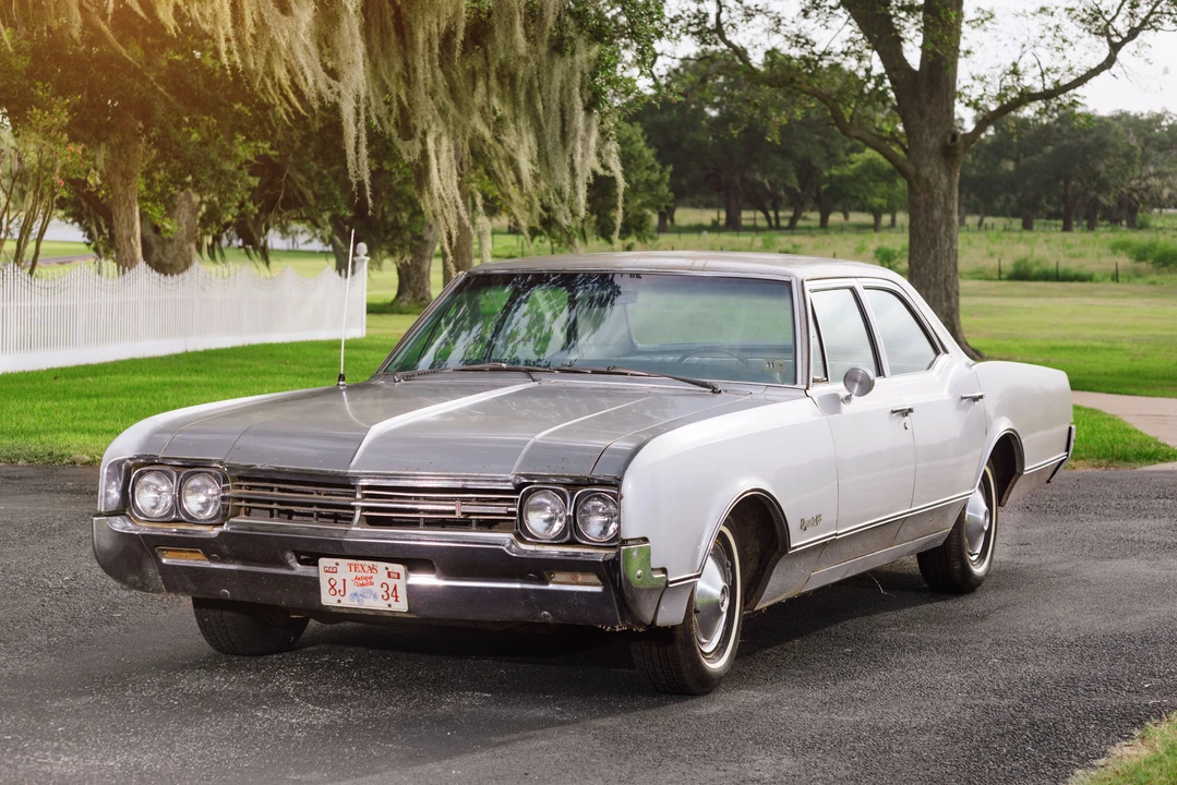1966 Oldsmobile 88 - Image 18 of 31