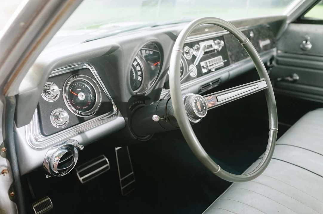 1966 Oldsmobile 88 - Image 30 of 31