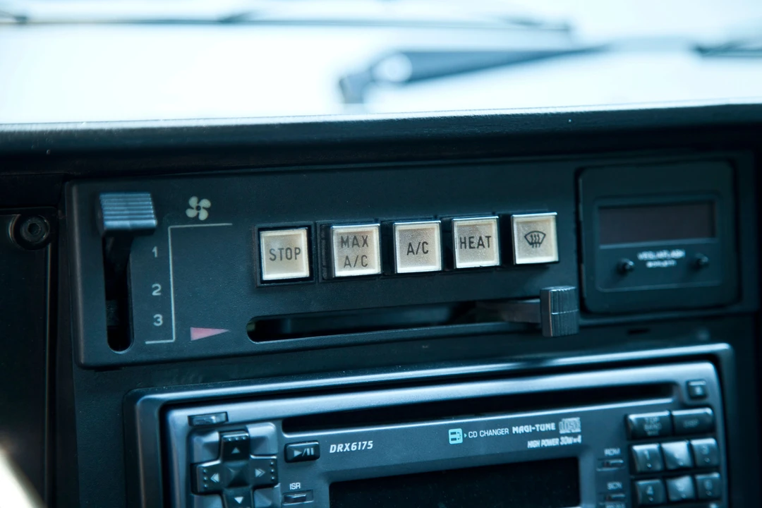 1986 Bertone - Image 11 of 15