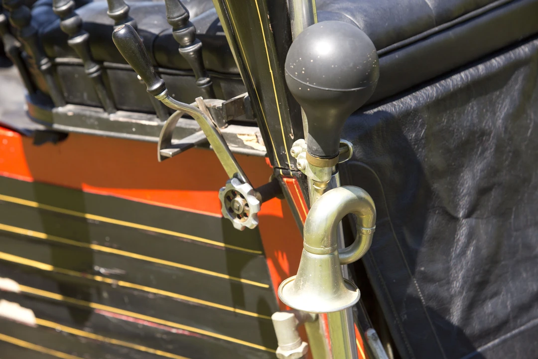 1899 Locomobile - Image 9 of 24