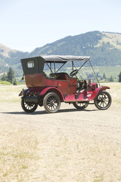 1910 White - Image 5 of 28