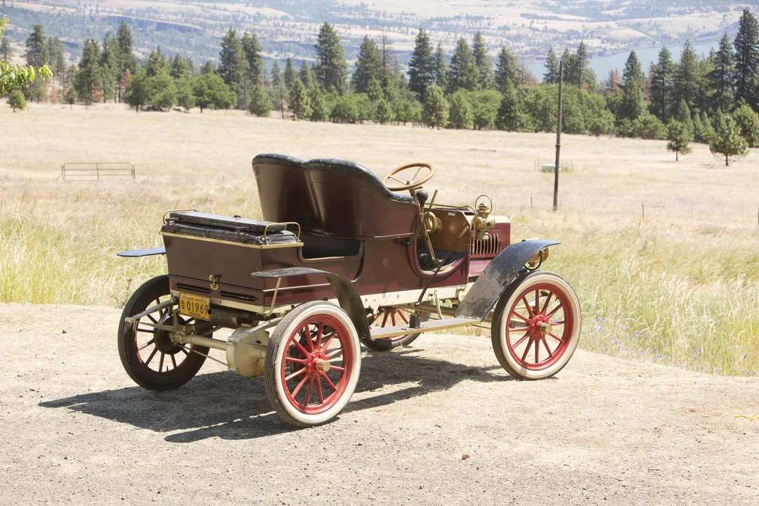 1905 Reo - Image 3 of 19