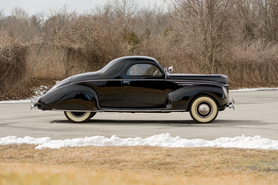 1939 Lincoln Zephyr - Image 28 of 31