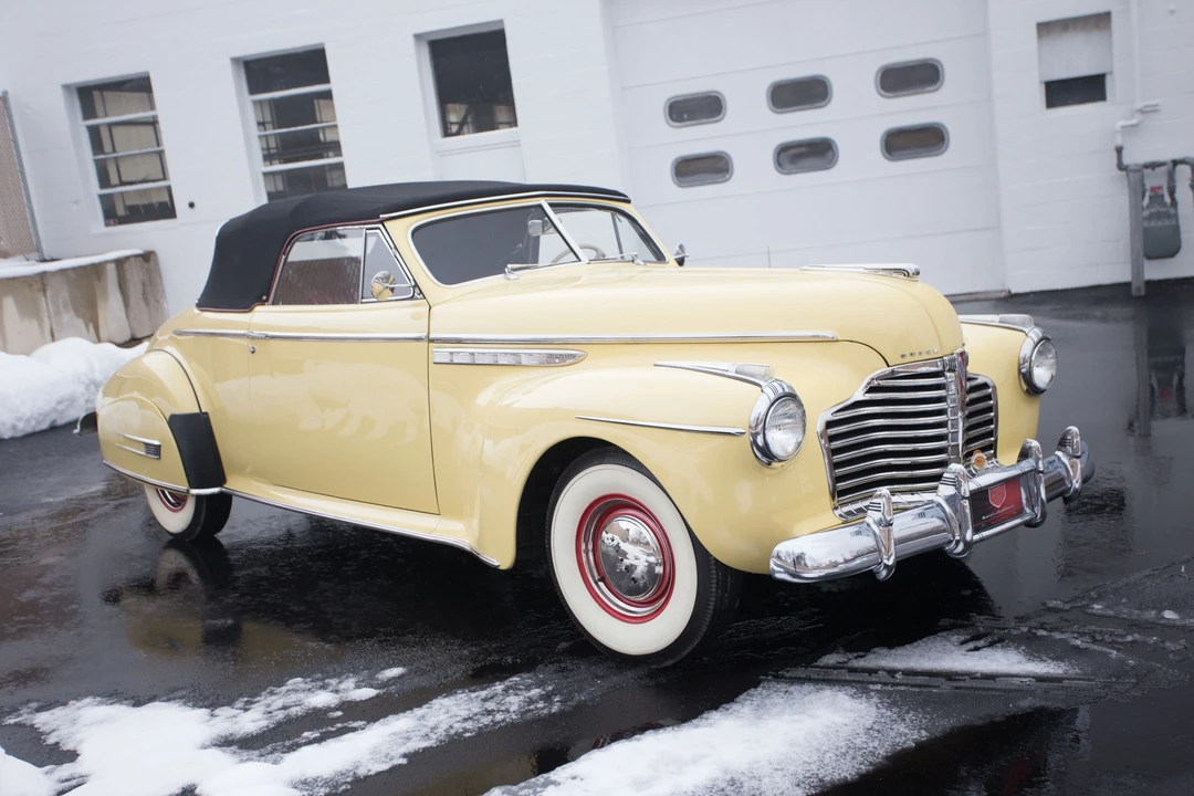 1941 Buick Roadmaster - Image 3 of 21