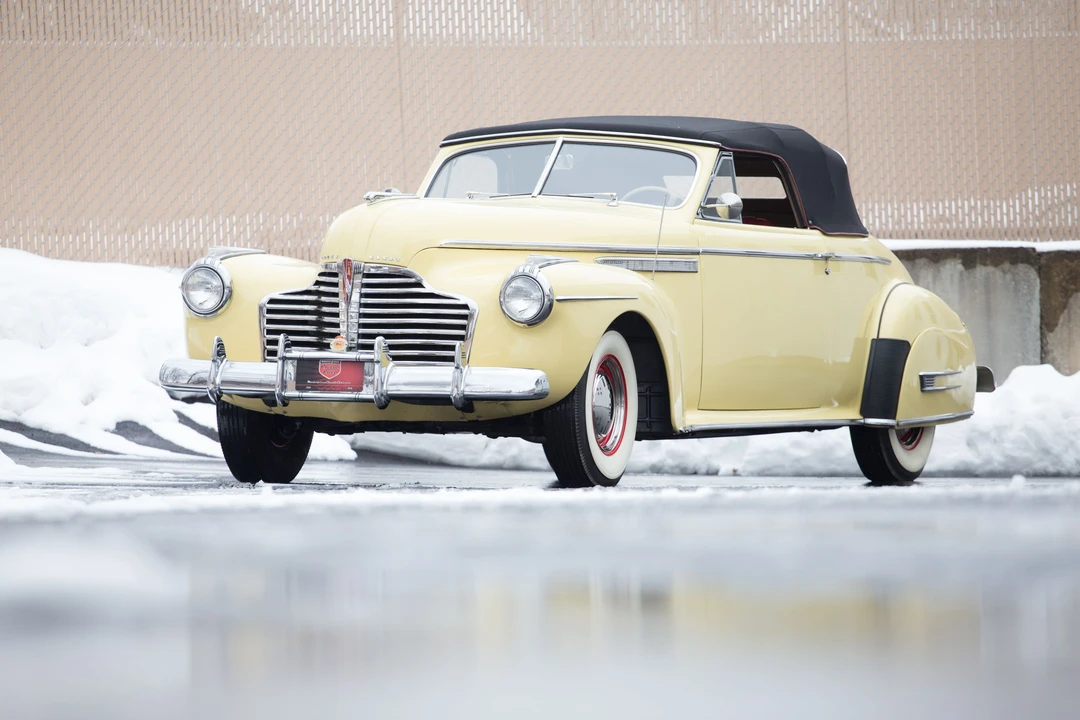 1941 Buick Roadmaster - Image 11 of 21