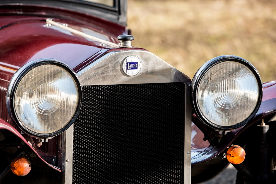1931 Lancia - Image 3 of 16